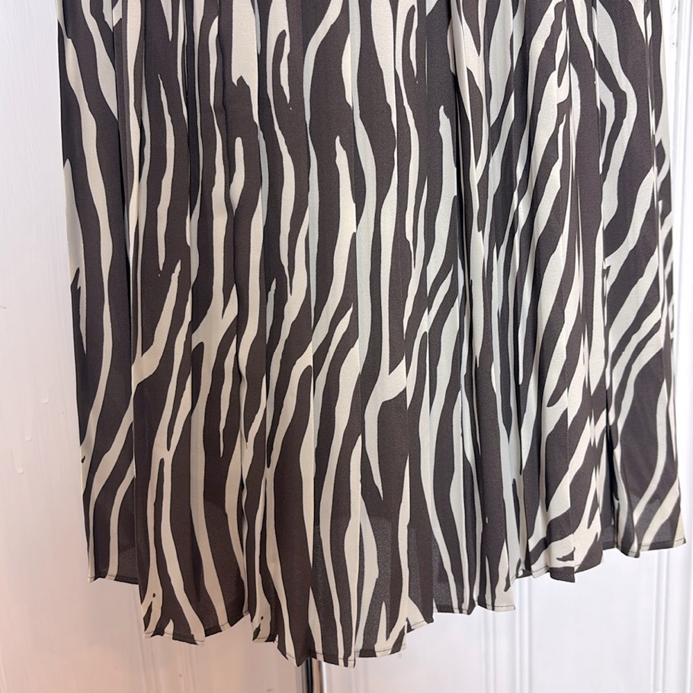 ADDITION ELLE Zebra Print Pleated Midi Dress with Coordinating Belt - Picture 4 of 10